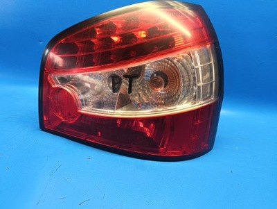Лампа правая задняя задняя audi a3 8l фото №1