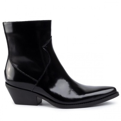 Calvin sale klein alden