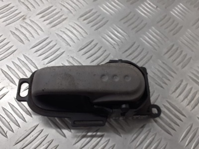 Ручка права передня внутрішня nissan micra k12 фото №1