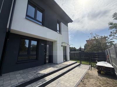 Dom, Radzymin, Wołomiński, 57 m²