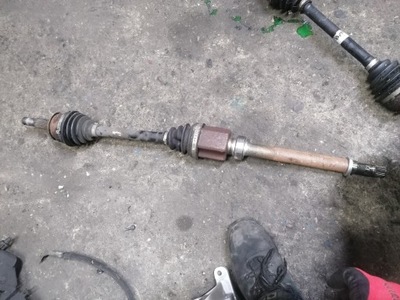 Привідний вал передня права nissan qashqai 1.2 digt j11 фото №1