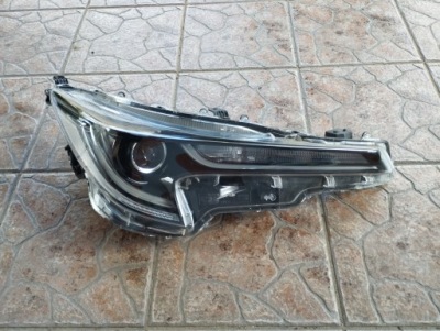 Лампа права full led toyota corolla e21 81110-02s70 фото №1
