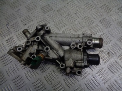 Корпус термостата xsara picasso 1.8 9635696080 фото №1