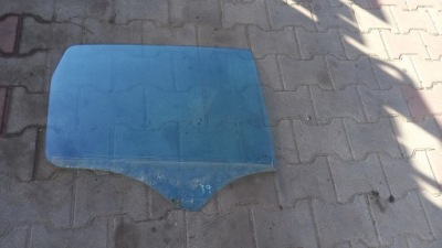 Скло правий задній mercedes a150 06r фото №1