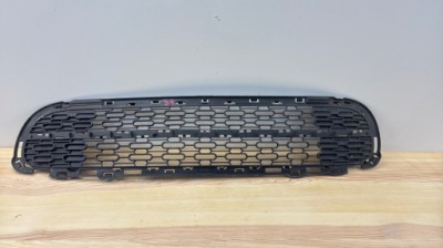 Решітка бампера перед середня mini cooper r55 r56 r57 2753650 k70/520 фото №1