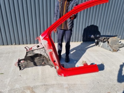 Чверть лівий перед блок двигуна поріг toyota yaris iii p13 2011-2020 3p0 5d фото №1