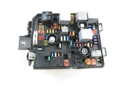 Коробка предохранителей opel mokka 94520912 фото №1