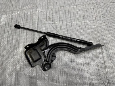 Петля капот правий kia niro ii фото №1