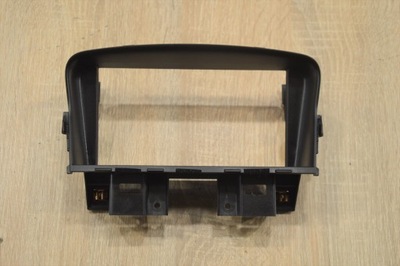 Рамка навігації chevrolet cruze фото №1