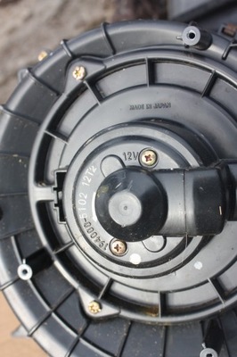 Повітродувка mitsubishi space wagon 2,4 gdi фото №1