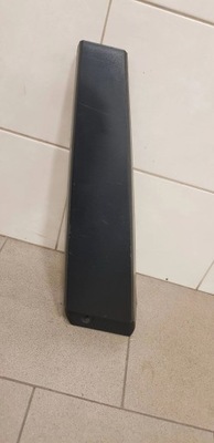 Sandero iii stepway захист стійка права 768183421r фото №1