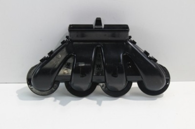 Впуск повітрозабірник повітря mercedes w213 w238 a2138307900 фото №1