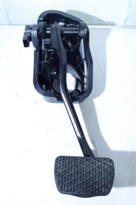 Mercedes e klasa w213 педаль тормоза тормоз a2139051303 a1232910082 фото №1