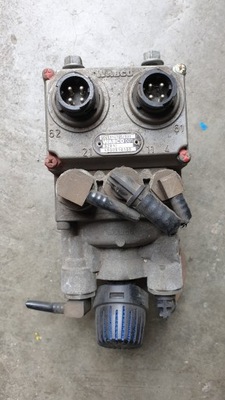 Atego axor клапан гальмівний гальм головний 0044314705 фото №1