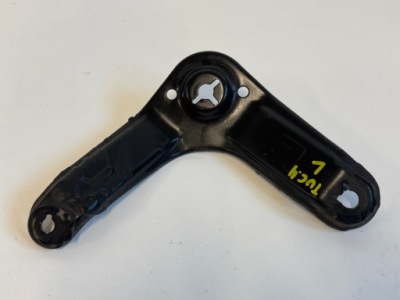 Hyundai tucson iv 20- кронштейн подрамник левое фото №1