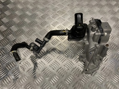 Насос воды патрубок toyota yaris iv 20- 1.5 фото №1