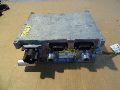 Mercedes w205 зарядное устройство аккумулятора a0009001108 фото №1