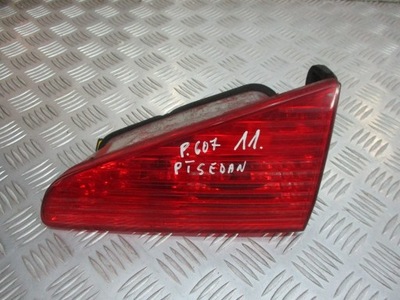 Лампа правая задняя крышки peugeot 607 фото №1