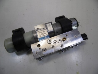 Насос крыша 1728000030 mercedes slk r 172 фото №1