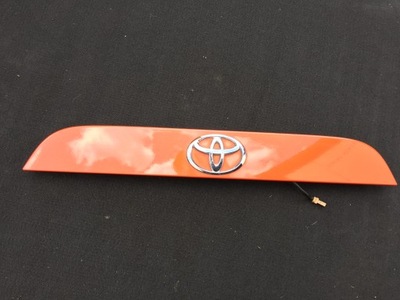 Toyota gt86 brz 12- молдинг кришки багажника фото №1