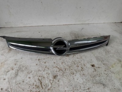 Решётка радиатора решётка радиатора opel zafira c 11-16 фото №1