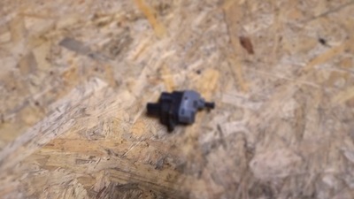 Ford mondeo mk iii 2.0 вимикач світла стоп фото №1