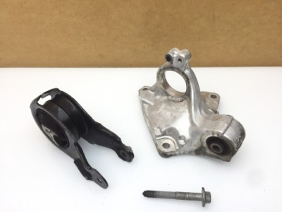 Citroen ds5 2.0 hdi гибрид опора полуось кронштейн коробки передач фото №1