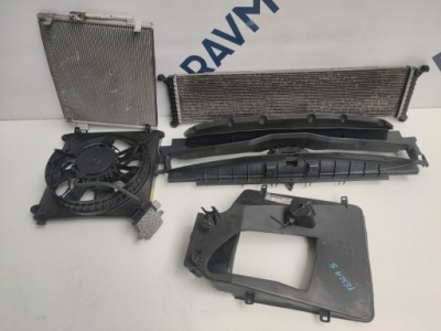 Комплект радіатор радіатор tesla model s фото №1