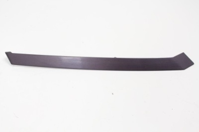 Молдинг накладка стійка mercedes w124 sedan 1993r. фото №1