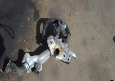 Peugeot 4007 c-crosser outlander 2 2.4 клапан egr вихлопних газів фото №1