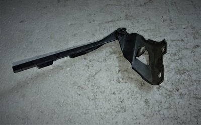 Петля капот audi 8k0823301d фото №1