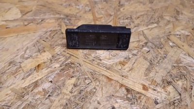 Nissan primera p12 лампа підсвітка номерного знака фото №1