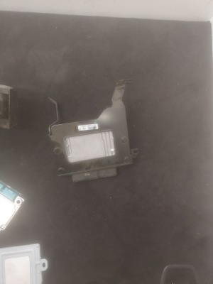 Блок керування двигуна sportage 39110-2brn0 фото №1