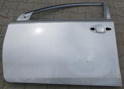 Toyota auris двері перед ліва фото №1