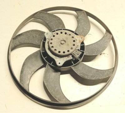 Вентилятор радіатора opel corsa e 1.2b 13450416 фото №1