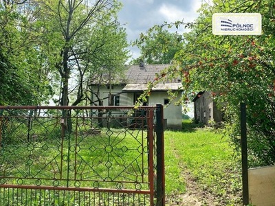 Dom, Podlesice, Charsznica (gm.), 80 m²