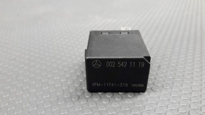 0025421119 реле mercedes w202 фото №1