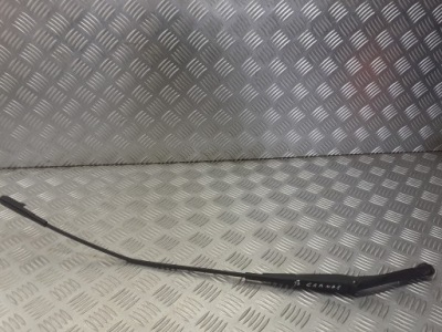 Важіль двірники правий перед fiat grande punto 1.3 jtd 51701423 фото №1