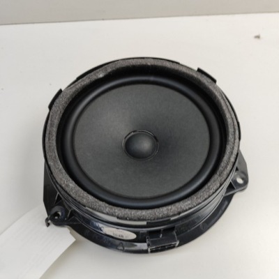 Audi e-tron 2023 динамік двері задніх фото №1