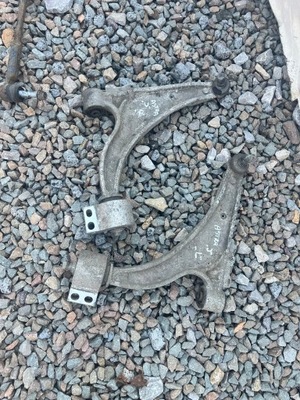 Opel astra iv j важіль перед правий лівий фото №1