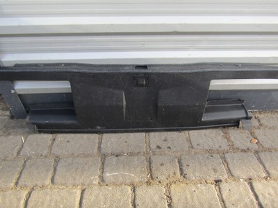 3 mercedes w201 190 пластик защита багажника поперечина задняя замка заднего фото №1