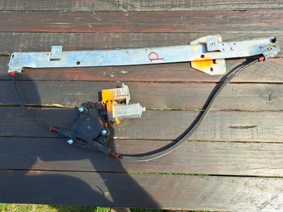 Iveco daily iv 06- механизм подъёма окон правый фото №1