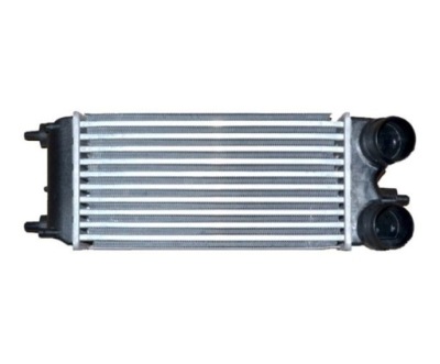 Интеркулер ford fiesta 10.08- 1722903 новый фото №1