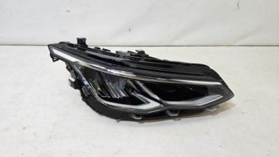 Лампа перед передняя правая vw golf viii 8 full led 5h1941006 фото №1