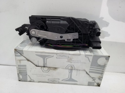 Замок дверь боковых правый mercedes w447 a4477301002 фото №1