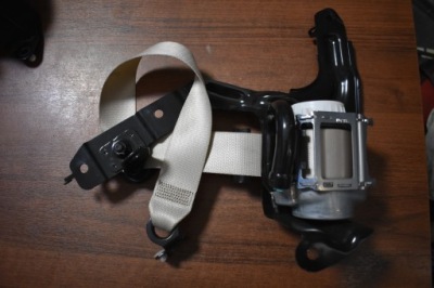 Idealny ремінь натягувач лівий задній trzeci ряд mercedes w167 macchiato бежевий 1 фото №1