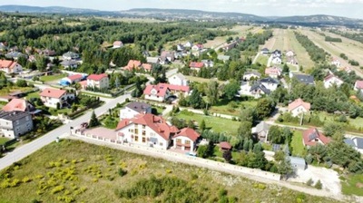 Dom, Niestachów, Daleszyce (gm.), 480 m²