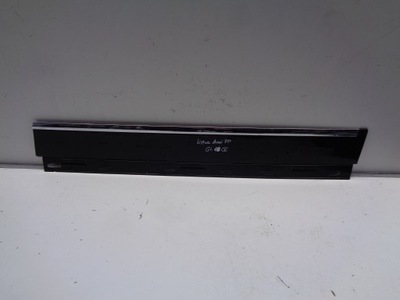 Молдинг двері права передня citroen c6 фото №1