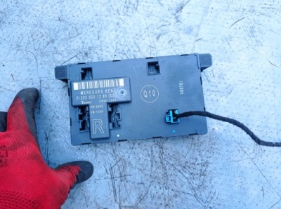 Модуль двері правий перед mercedes w203 2038201285 фото №1