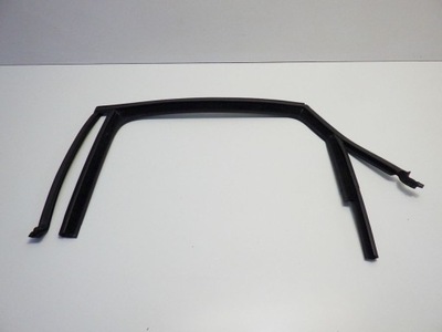 Vw taigo 2022 рамка прокладка стекло левый задняя фото №1